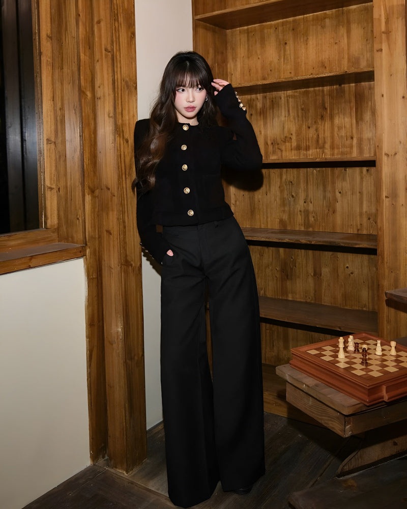 Essential Fashion Items for Women